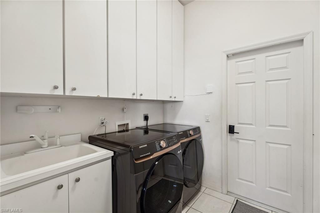 5413 SW 25th Pl, Cape Coral, FL 33914 Photo