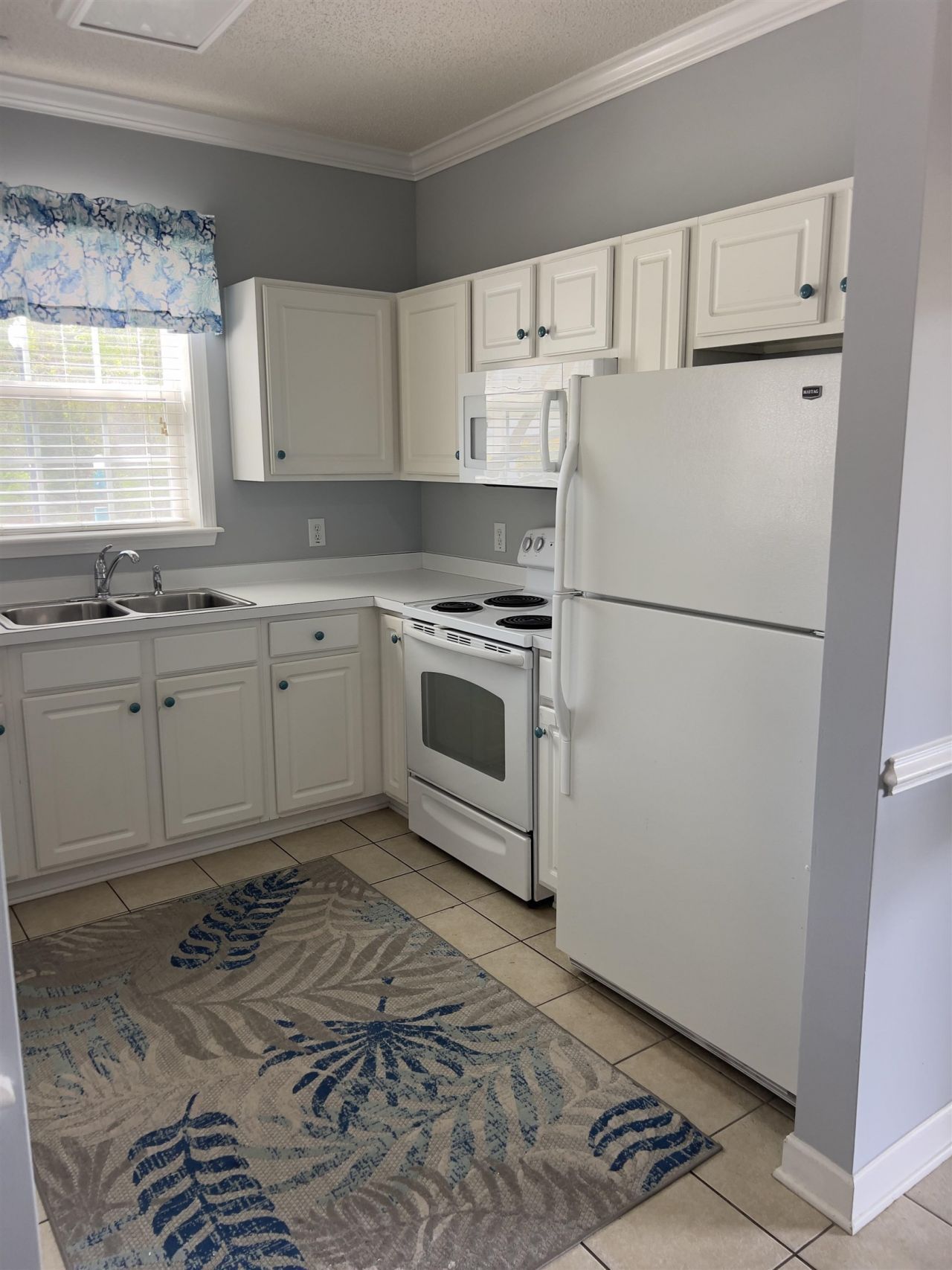 6015 Catalina Dr. Photo 12