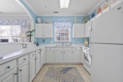 6015 Catalina Dr. photo 4