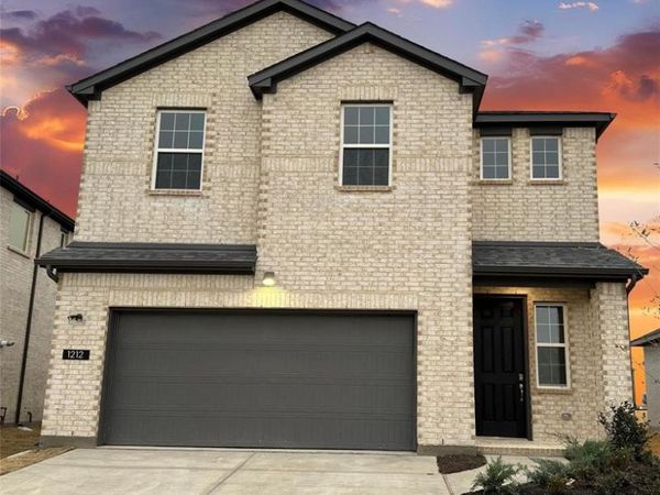 1212 Sydney Lane, Seagoville, TX 75159
