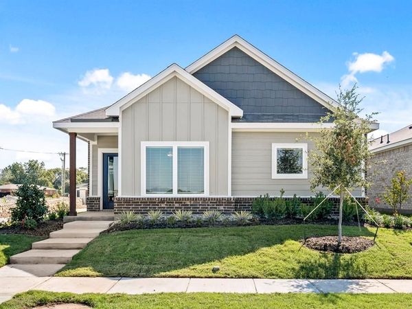 104 Magnolia Boulevard, Hutchins, TX 75141