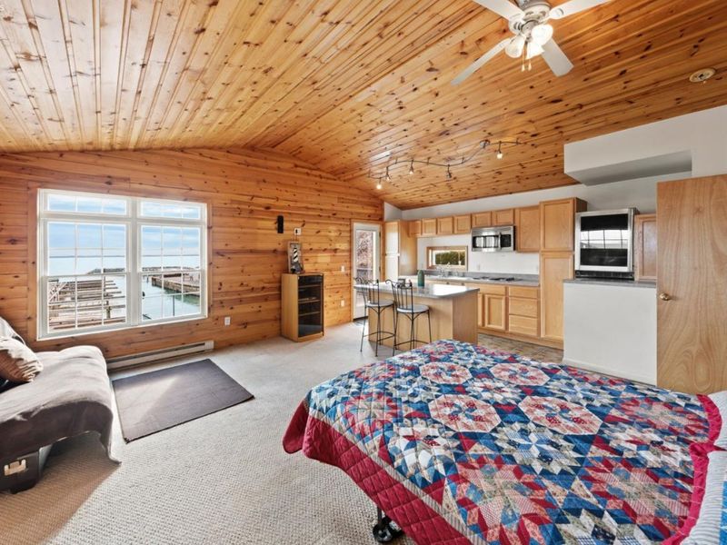 2128 S Bayview Drive, Marblehead, OH 43440 Photo 21