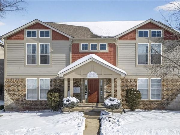 3812 Capri Way, St Peters, MO 63304