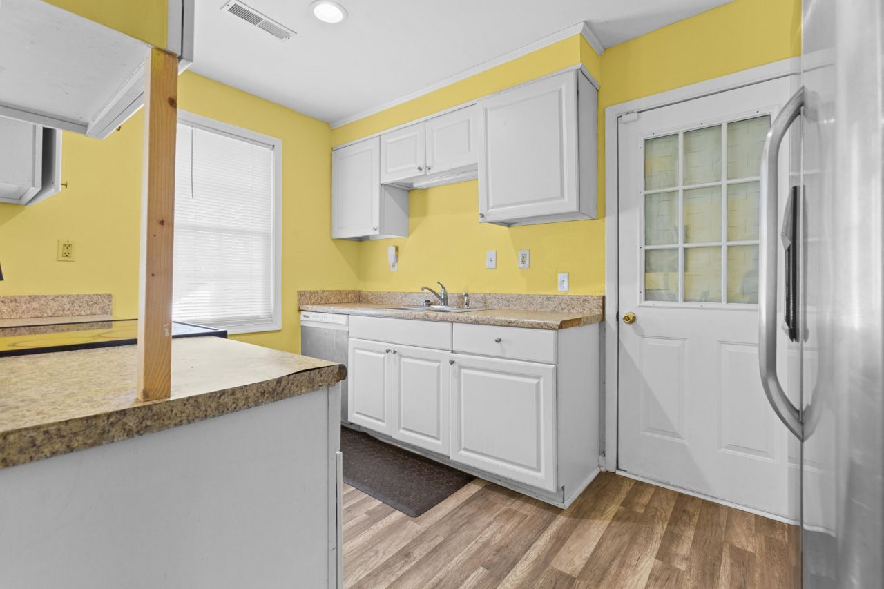 1009 Margaret Drive Photo 7