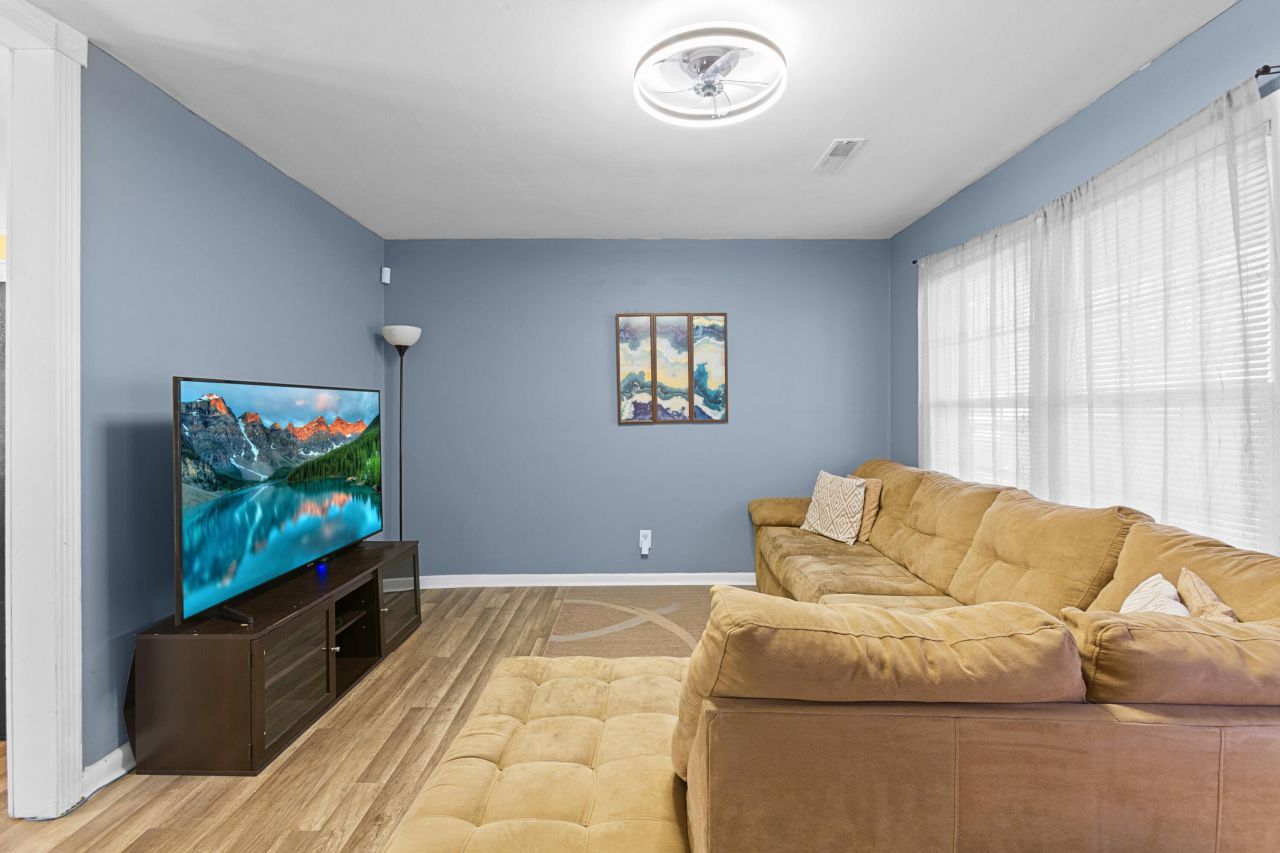 1009 Margaret Drive Photo 8