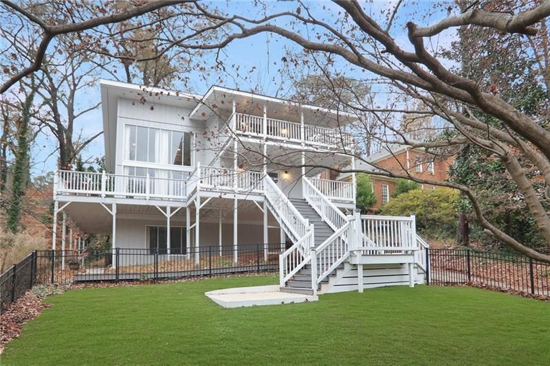 4146 Brookview Drive Se, Atlanta, GA 30339 Main Photo