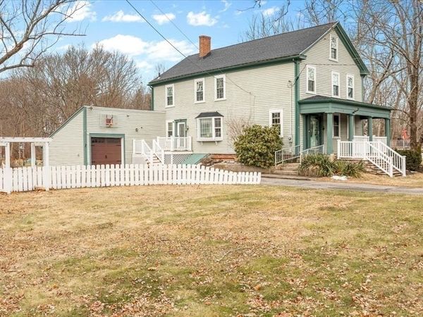 208 South Main St, Raynham, MA 02767