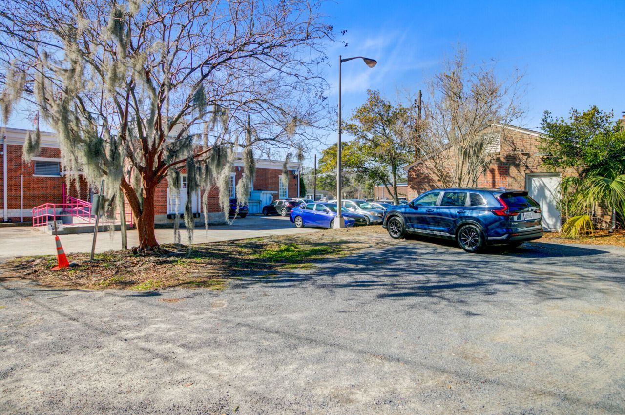 123 S Cedar Street Photo 17