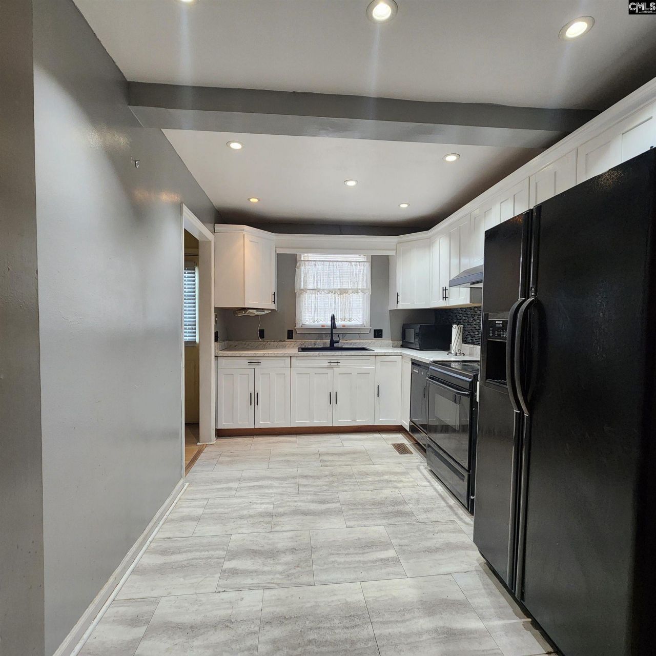 1290 Oaklane Drive  Photo 8