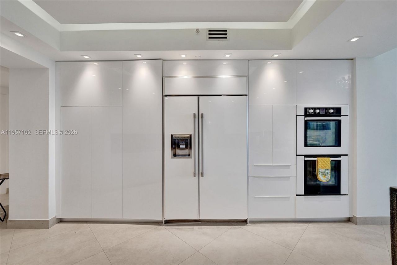 21200 Point Place, Unit 403, Aventura, FL 33180 Photo