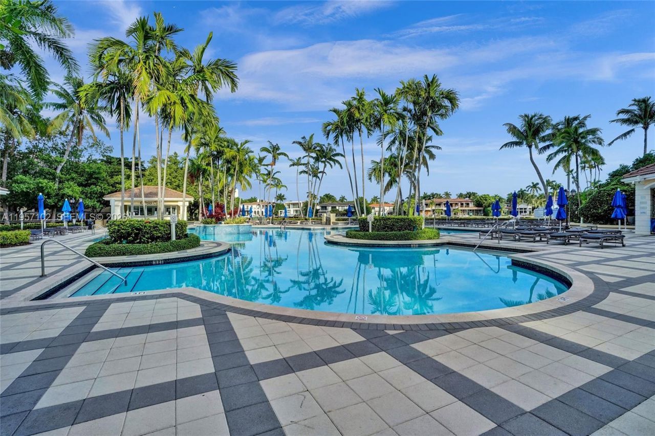 21200 Point Place, Unit 403, Aventura, FL 33180 Photo