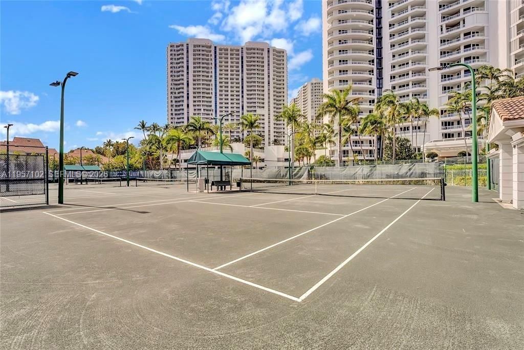 21200 Point Place, Unit 403, Aventura, FL 33180 Photo