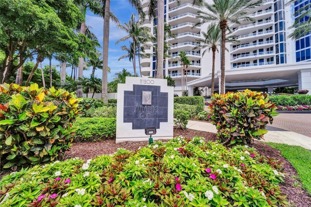 21200 Point Place, Unit 403, Aventura, FL 33180 Photo