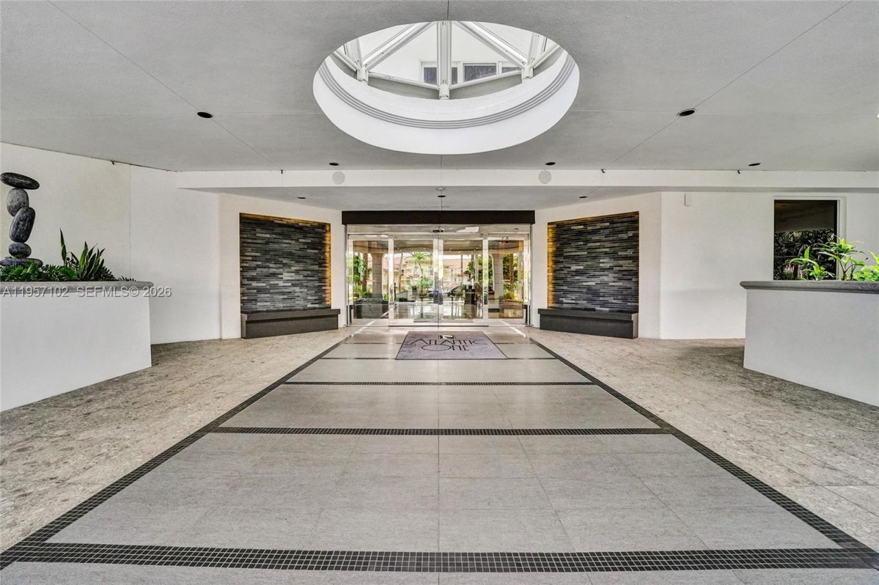 21200 Point Place, Unit 403, Aventura, FL 33180 Photo