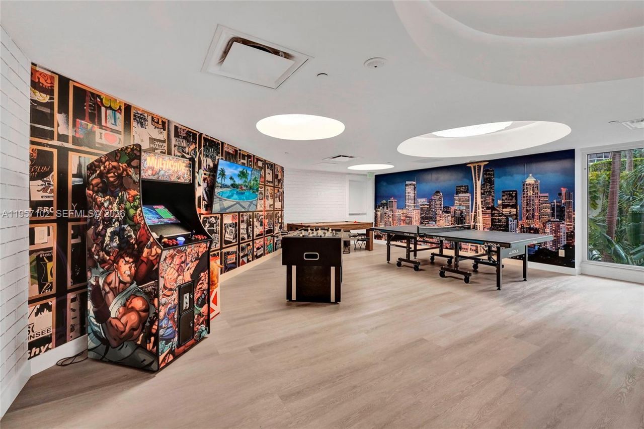 21200 Point Place, Unit 403, Aventura, FL 33180 Photo