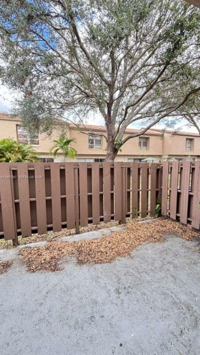8191 NW 8th Manor, Unit 5, Plantation, FL 33324 Photo