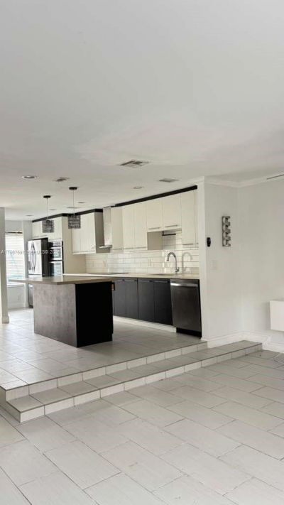 8191 NW 8th Manor, Unit 5, Plantation, FL 33324 Photo