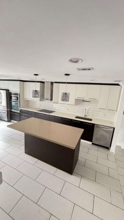 8191 NW 8th Manor, Unit 5, Plantation, FL 33324 Photo