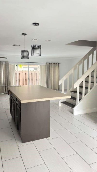 8191 NW 8th Manor, Unit 5, Plantation, FL 33324 Photo