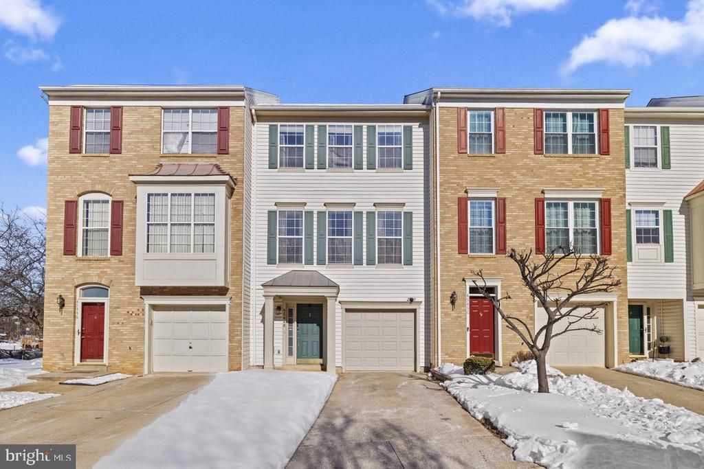 45448 Baggett Terrace, Sterling, VA 20166 Main Photo