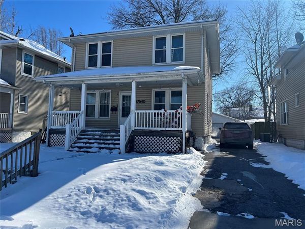 2560 State Street , Granite City, IL 62040