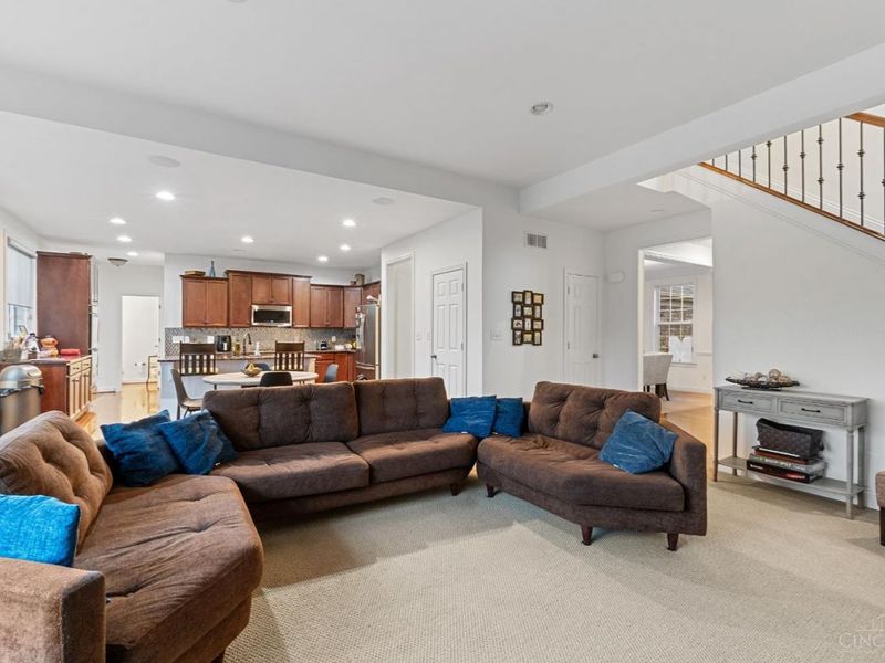 3596 Riverside Drive, Mason, OH 45040 Photo 8