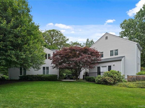 130 Bramblebrook Road, Ardsley, NY 10502