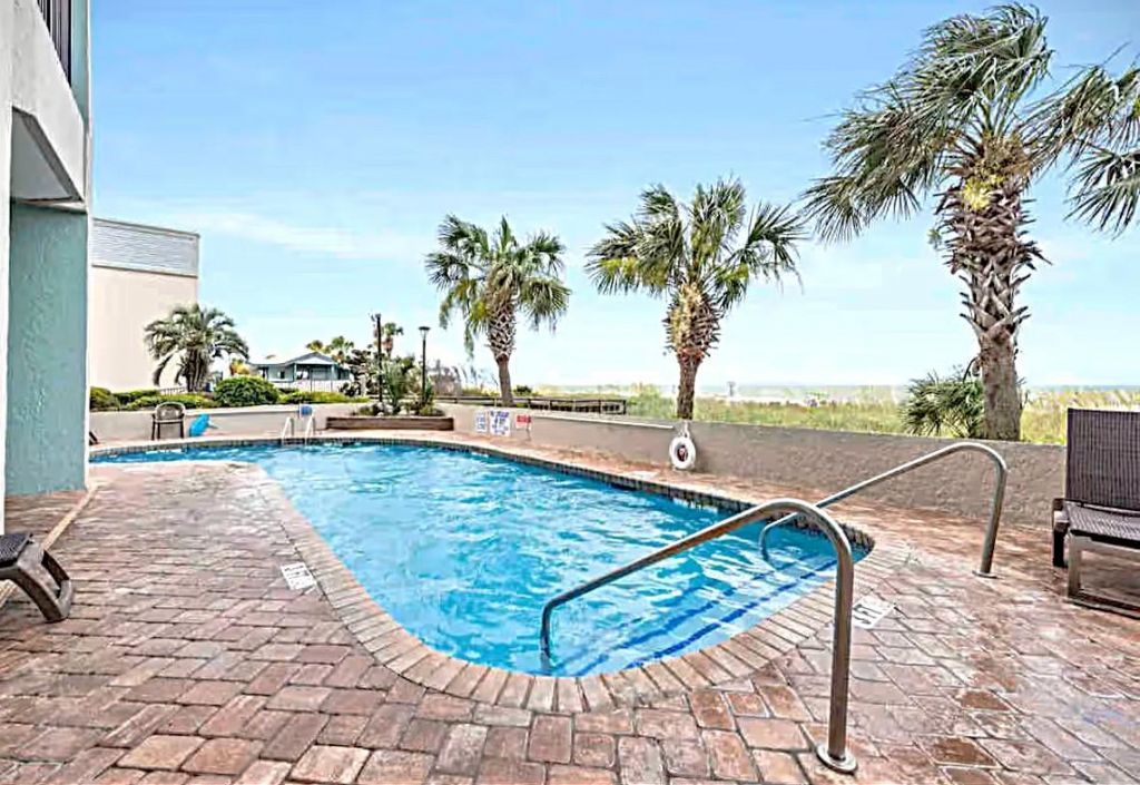 2401 S Ocean Blvd. S Photo 27