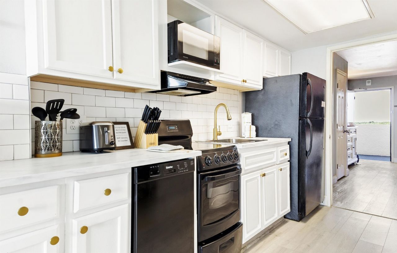 2401 S Ocean Blvd. S Photo 4