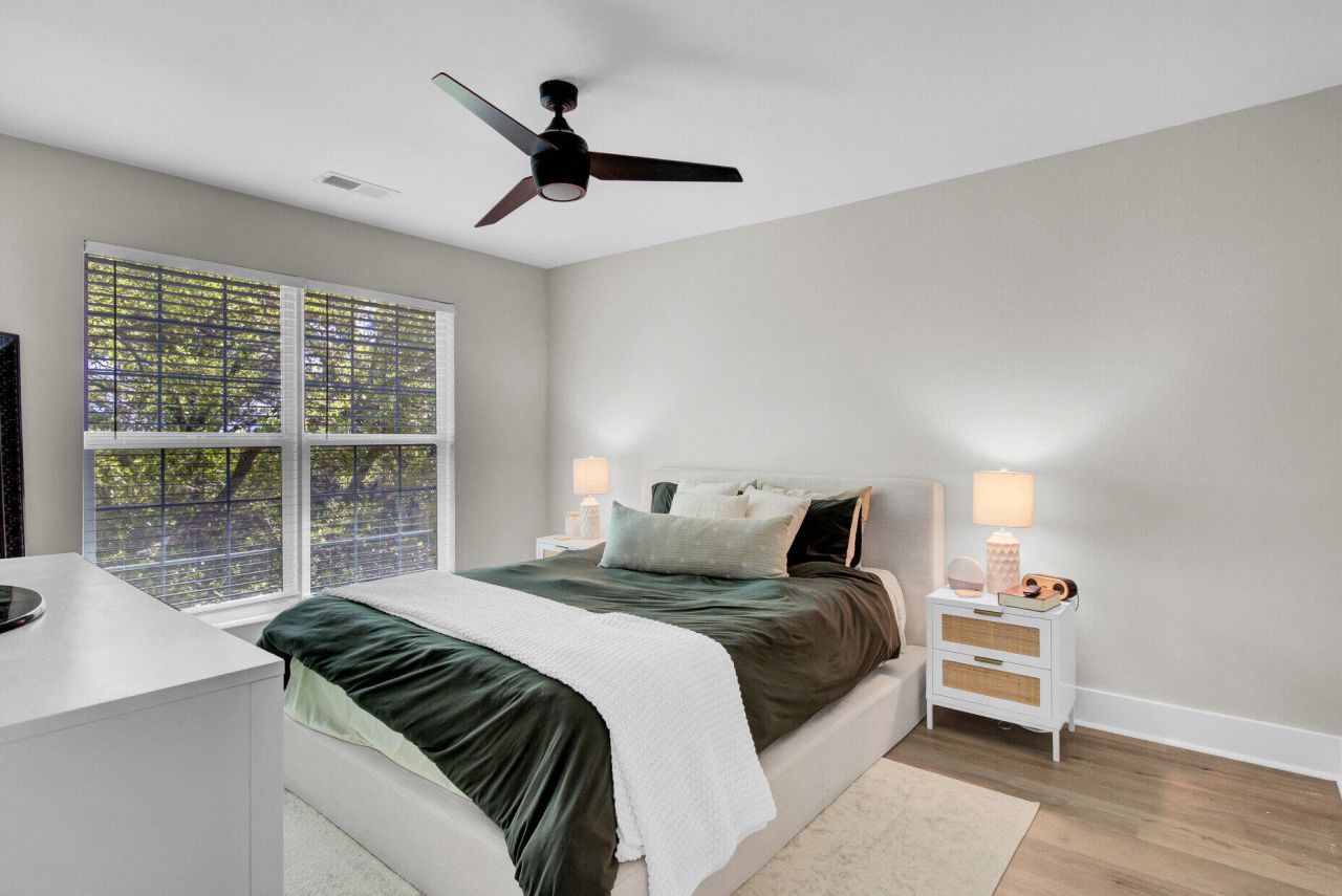 700 Daniel Ellis Drive Photo 18