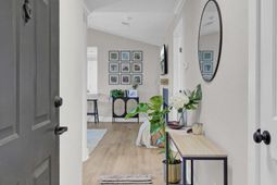 700 Daniel Ellis Drive photo 4