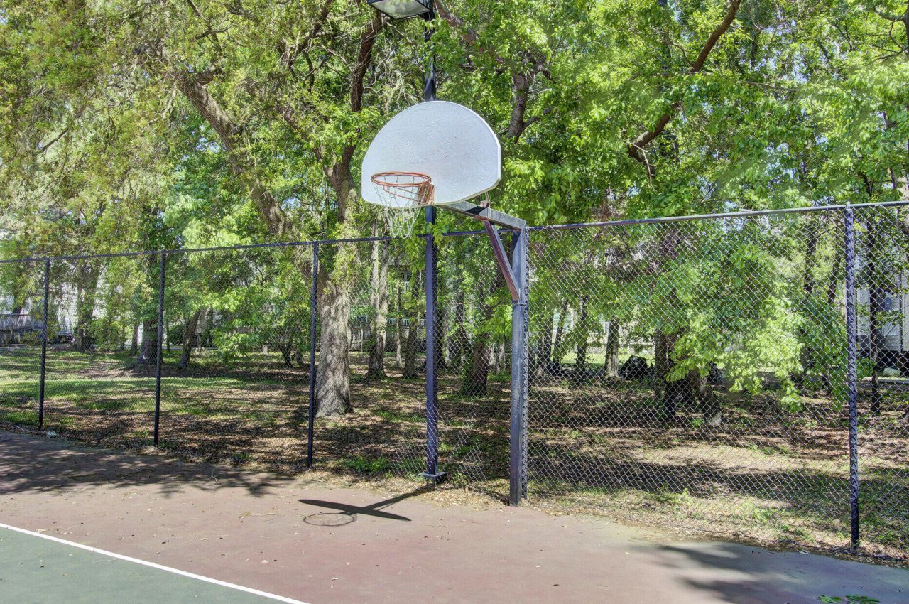 700 Daniel Ellis Drive Photo 41