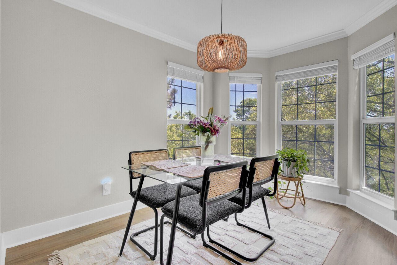 700 Daniel Ellis Drive Photo 6