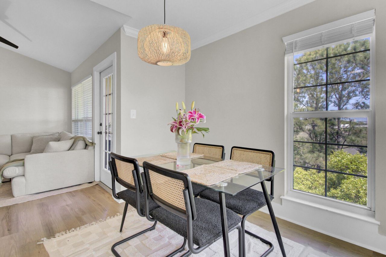 700 Daniel Ellis Drive Photo 7