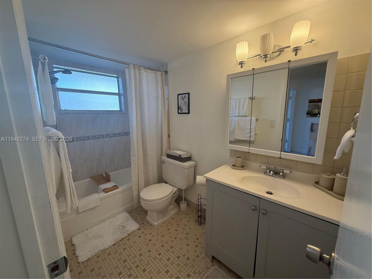 1400 Tallwood Ave, Unit 103, Hollywood, FL 33021 Photo