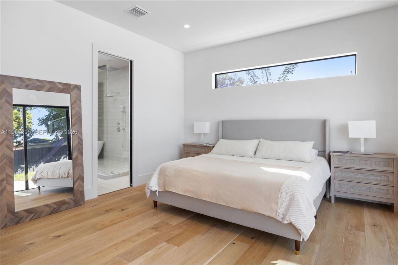 8765 SW 175th St , Palmetto Bay, FL 33157 Photo