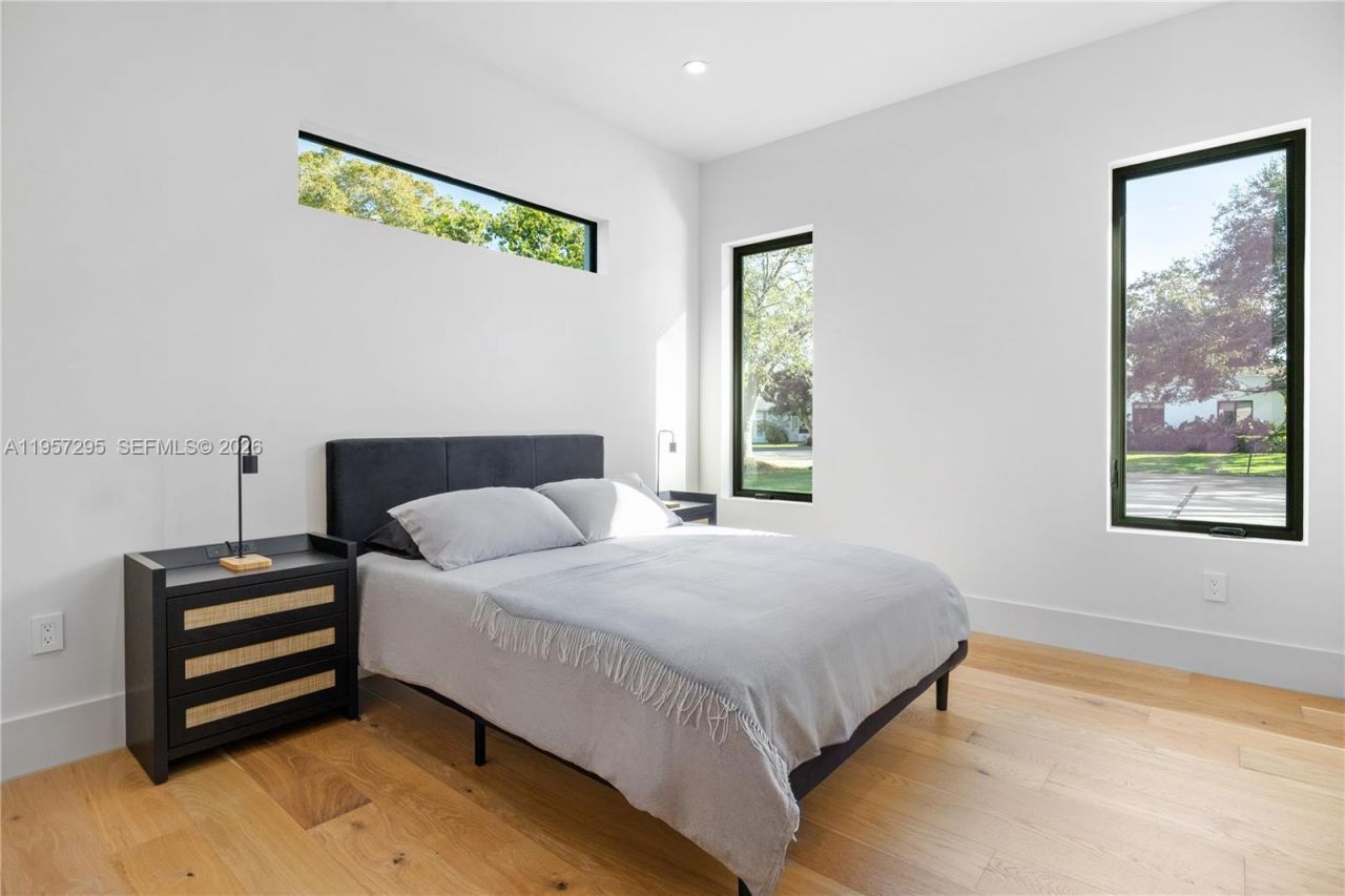 8765 SW 175th St , Palmetto Bay, FL 33157 Photo