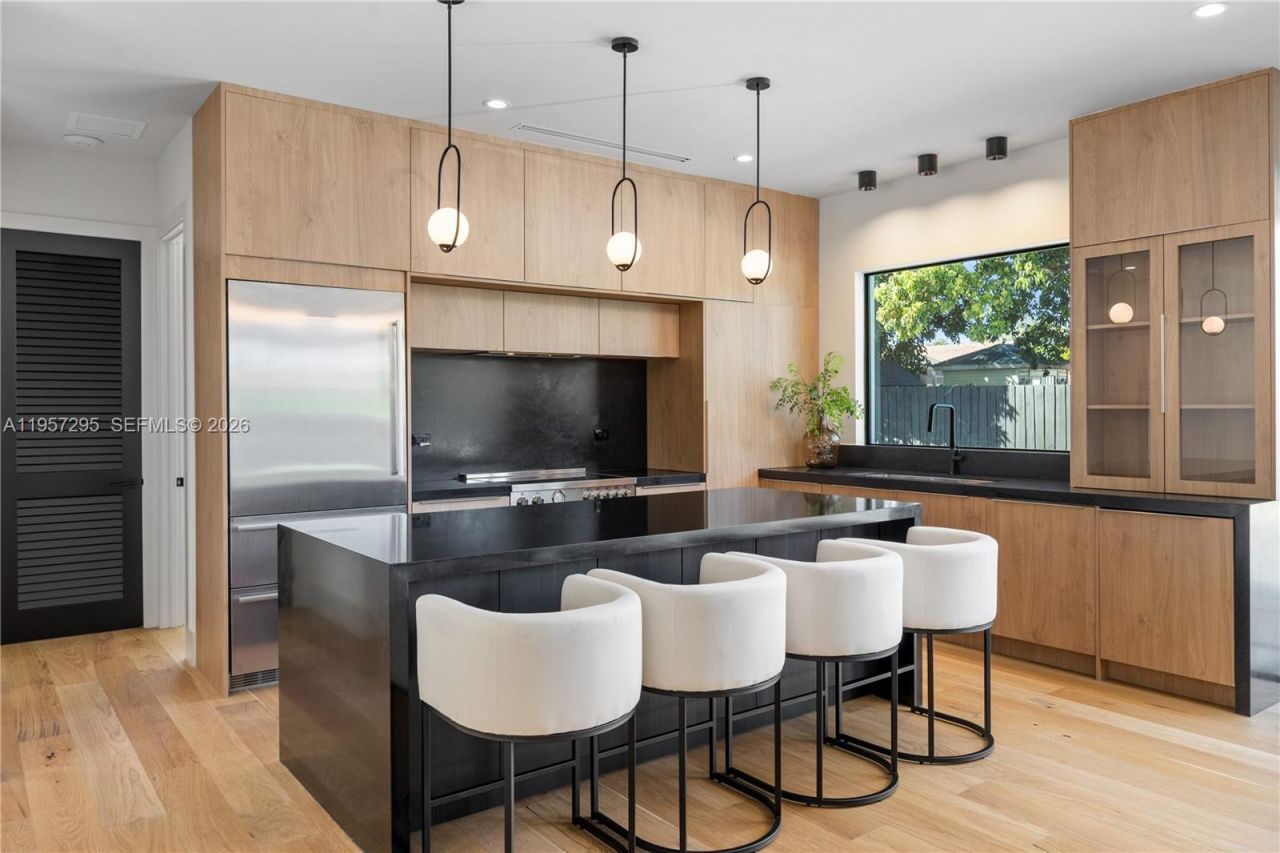 8765 SW 175th St , Palmetto Bay, FL 33157 Photo