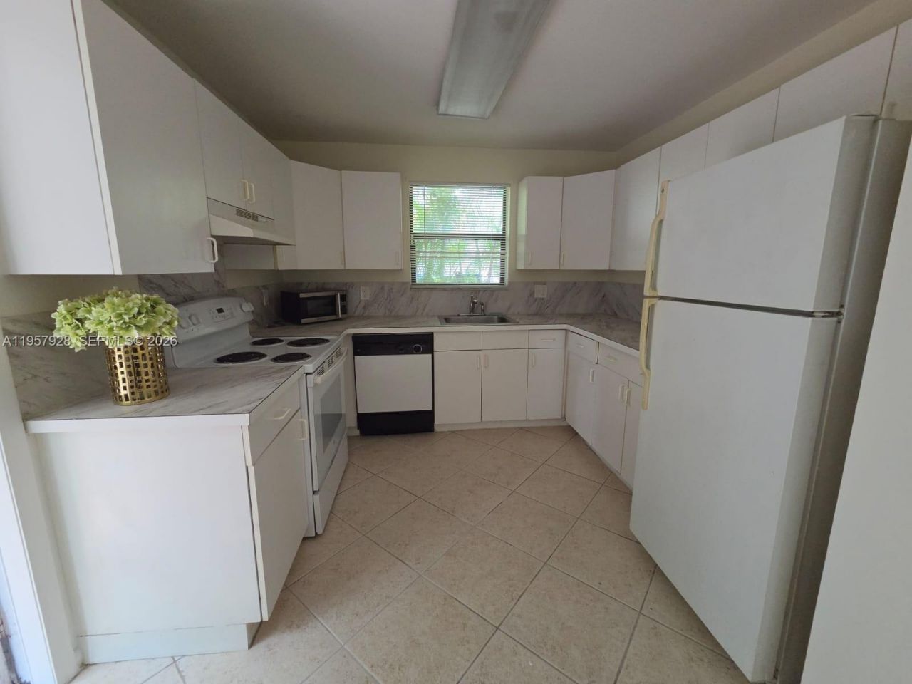 814 Finley Ct, Hollywood, FL 33020 Photo