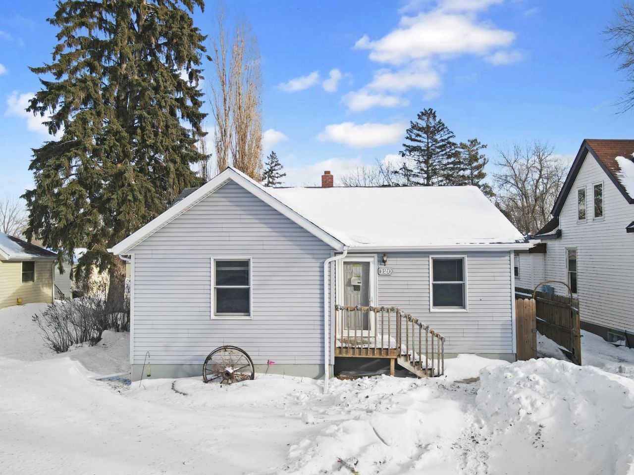 120 State Avenue N, Thief River Falls, MN 56701 Main Photo