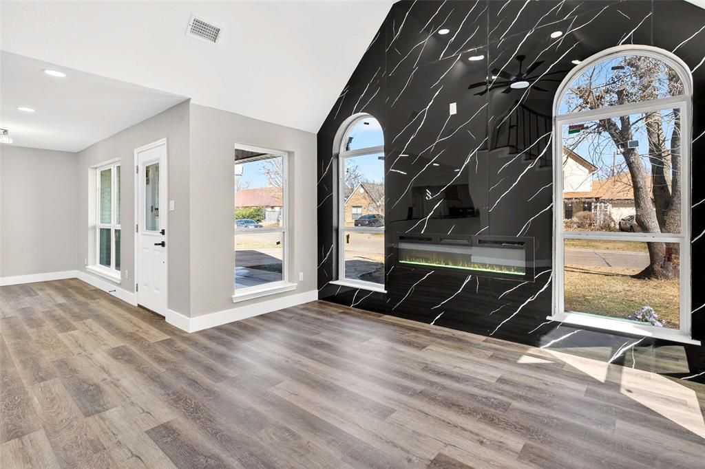 6106 Maple Leaf Drive, Arlington, TX 76017 Main Photo