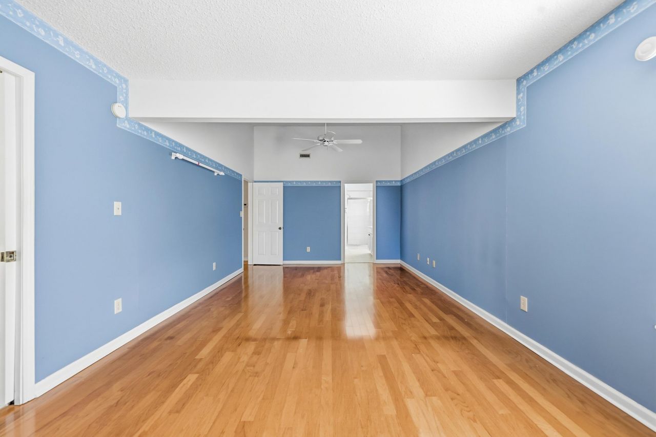 667 Bluebird Ln. Photo 26