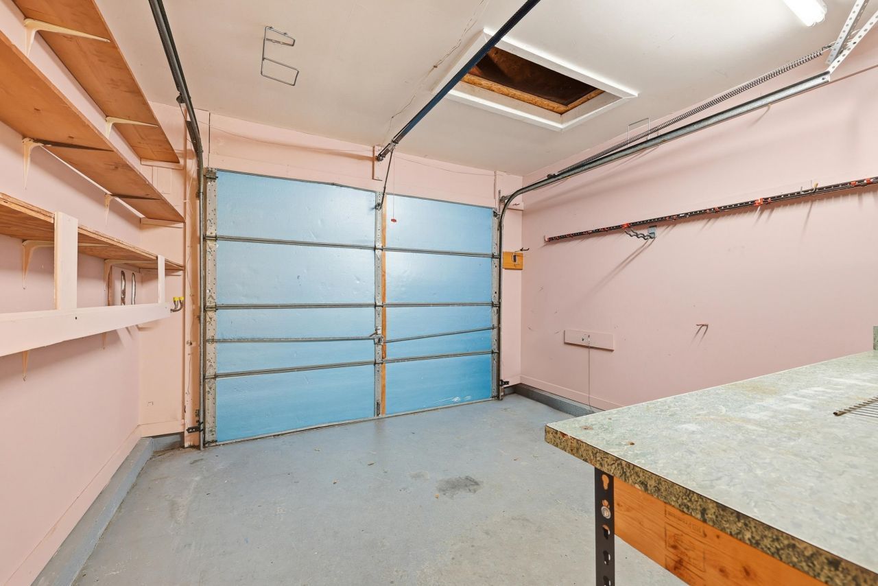 667 Bluebird Ln. Photo 39