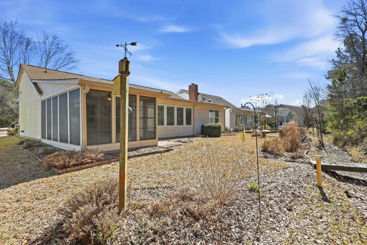 667 Bluebird Ln. Photo 41