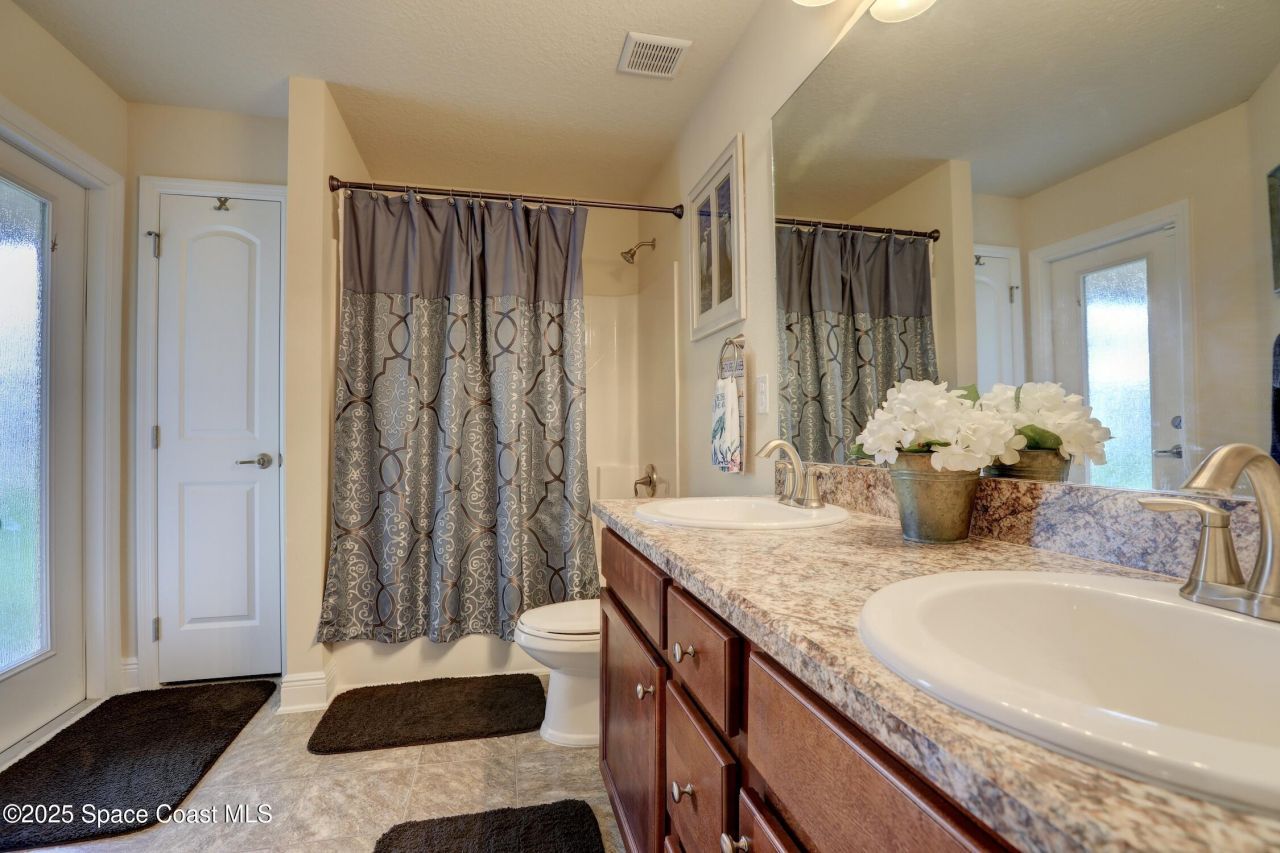 443 Lanfair Avenue, Sebastian, FL 32958 Photo