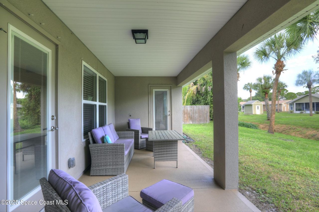 443 Lanfair Avenue, Sebastian, FL 32958 Photo