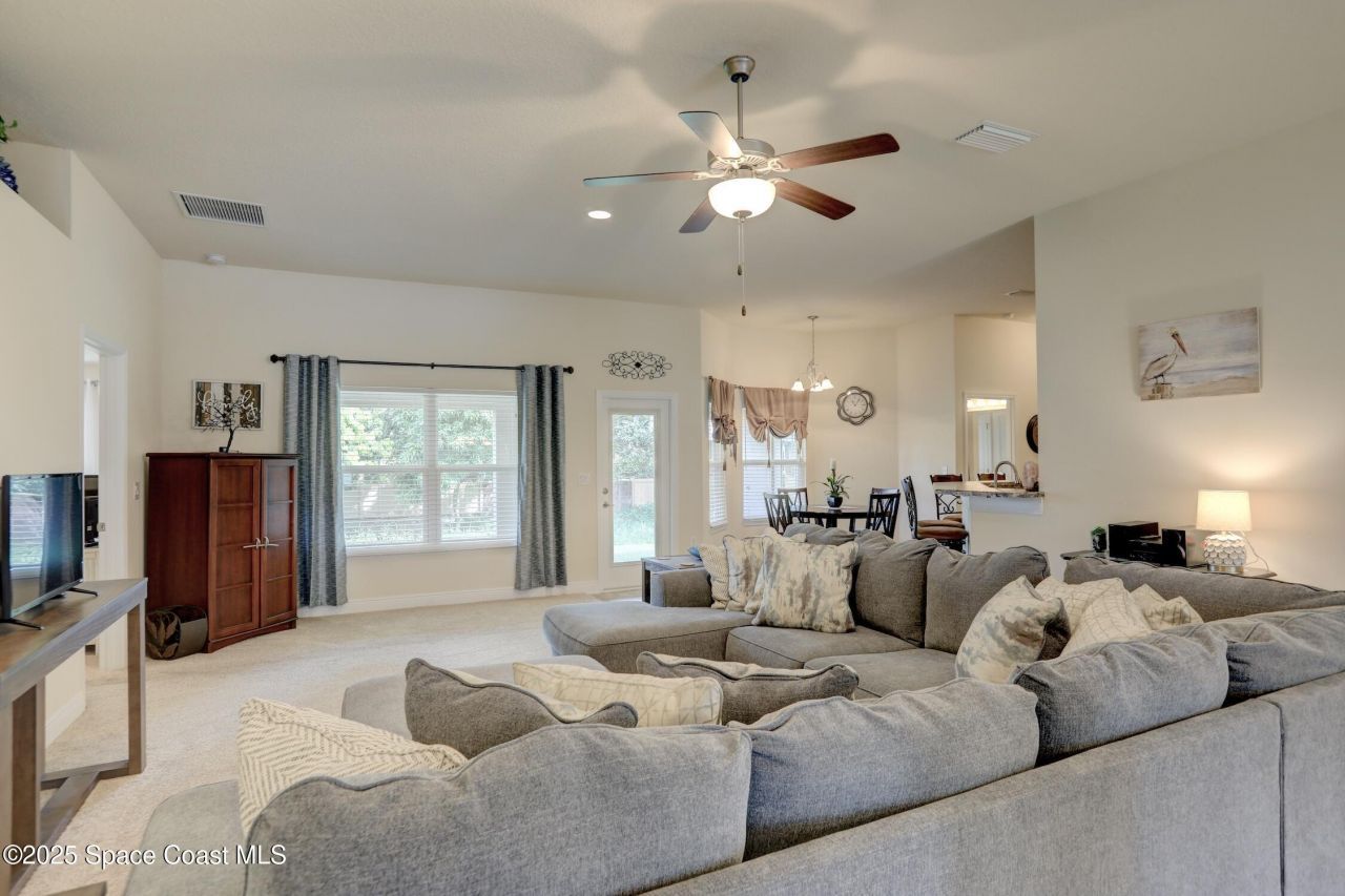 443 Lanfair Avenue, Sebastian, FL 32958 Photo