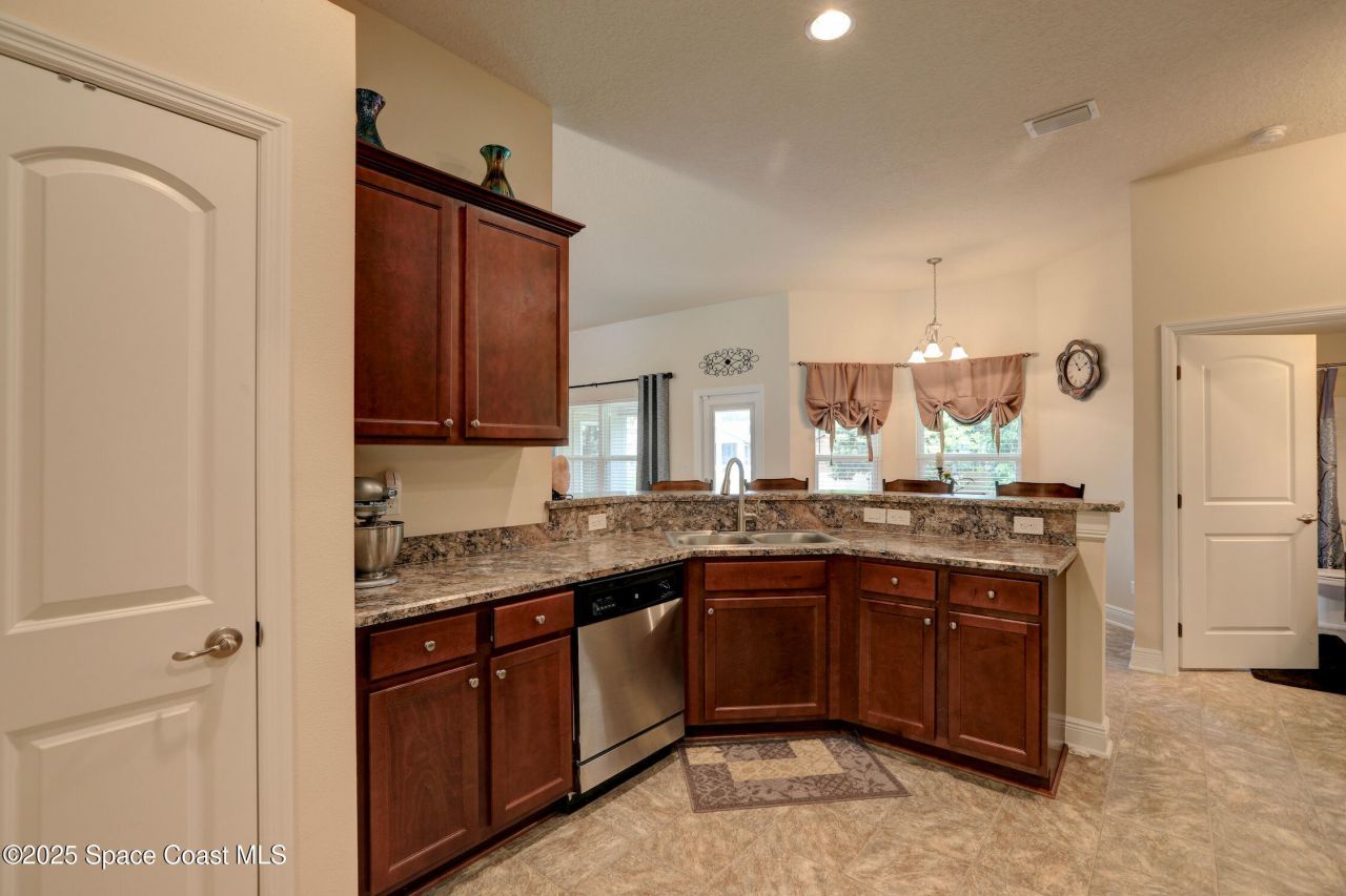 443 Lanfair Avenue, Sebastian, FL 32958 Photo