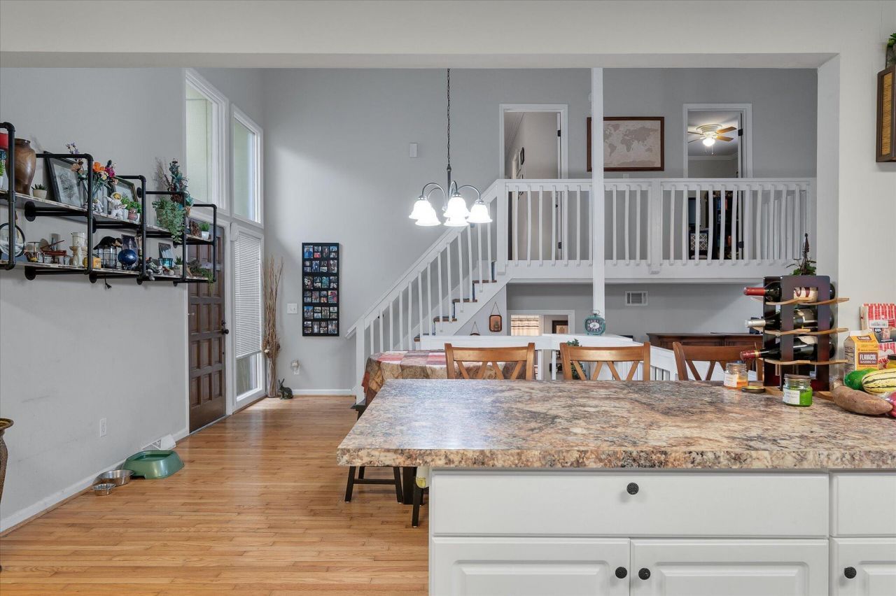 123 Lancer Drive Photo 10