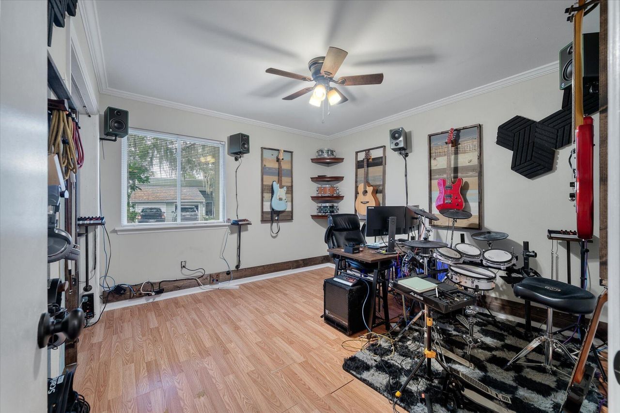 123 Lancer Drive Photo 16